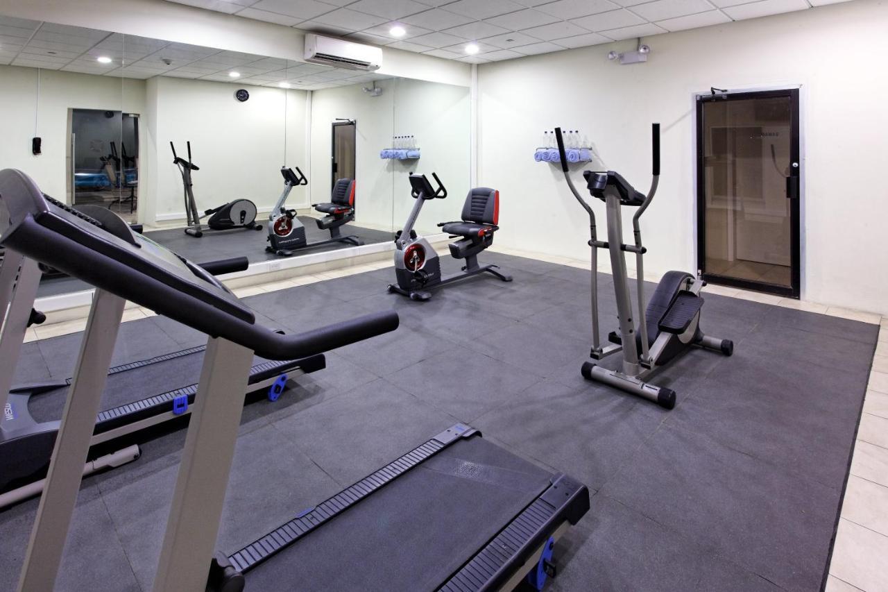 Intercity Hotels סן פדרו סולה מראה חיצוני תמונה