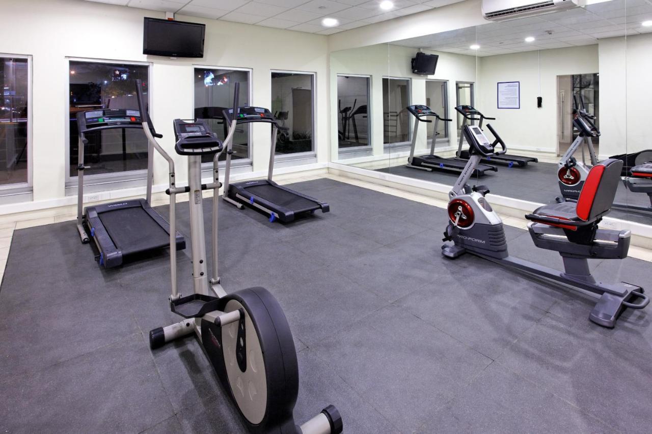 Intercity Hotels סן פדרו סולה מראה חיצוני תמונה
